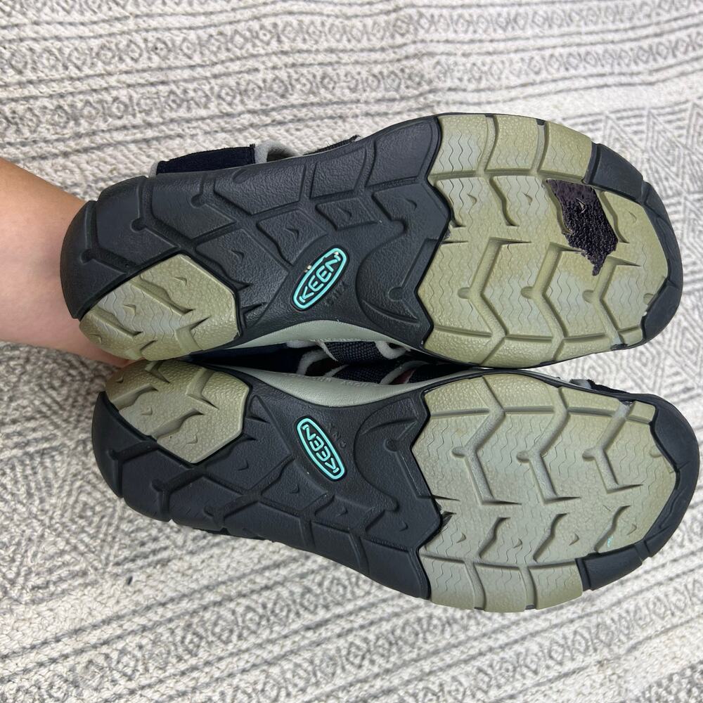 KEEN Clearwater CNX Sandals Black Radiance Waterproof Women’s Lightweight Hiking - Picture 12 of 12